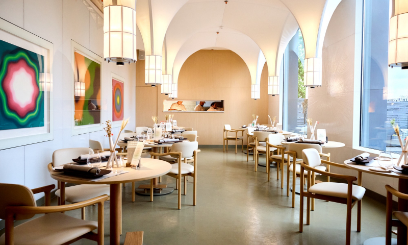 Meduzy i Fangory w nowej restauracji Mdwa