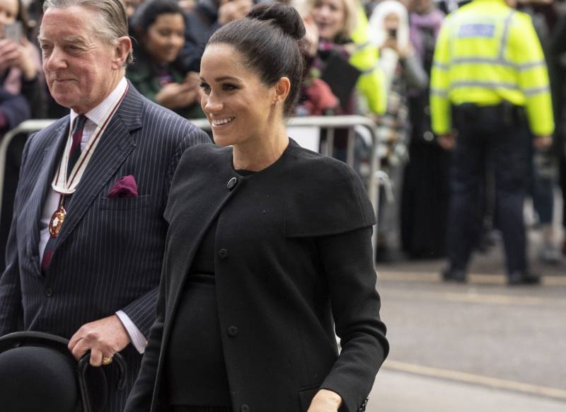 Retro stylizacja Księżnej Meghan