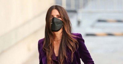 Sandra Bullock pokazuje, jak nosić najmodniejszy kolor sezonu