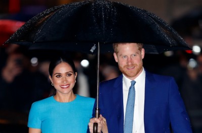 Sekrety, które zdradza nowa biografia Meghan i Harry’ego