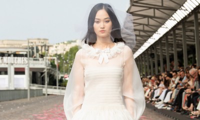 Ślubne inspiracje z wybiegów tygodnia mody haute couture w Paryżu