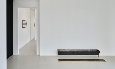 Wystawa „Arbeit”: Kameralna retrospektywa rzeźb i rysunków Mirosława Bałki