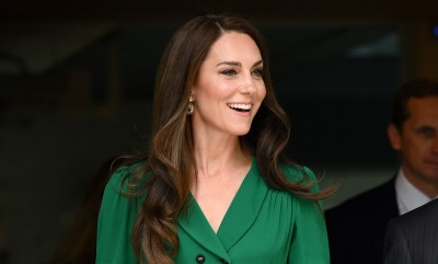 Księżna Kate tak uwielbia tę letnią sukienkę, że ma ją w kilku kolorach