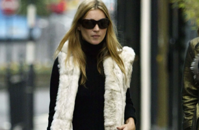 Szare jeansy w stylu Kate Moss to najmodniejszy trend na jesień 2025 