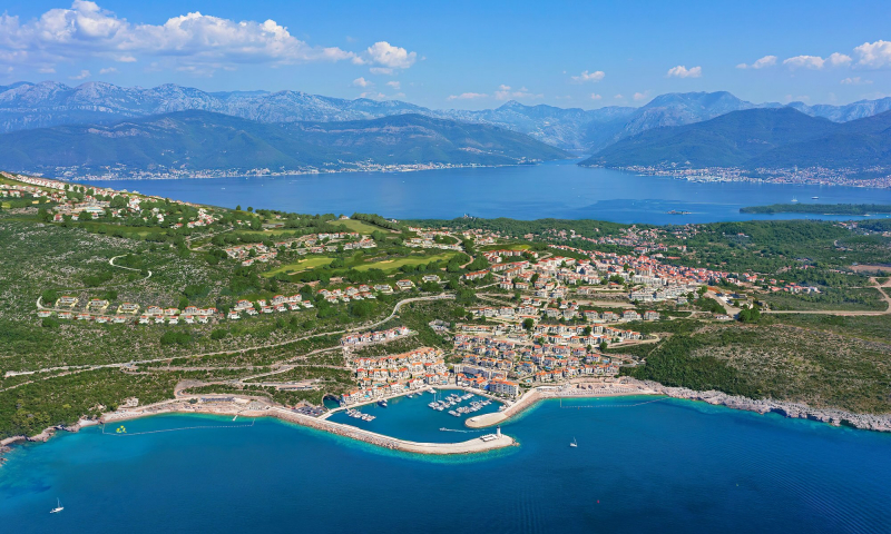 Luštica Bay: Luksusowe nieruchomości w Czarnogórze
