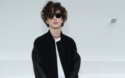 Casualowy Timothée Chalamet na pokazie Loewe