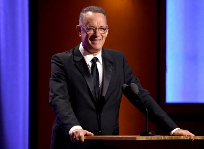 Tom Hanks dodaje otuchy studentom