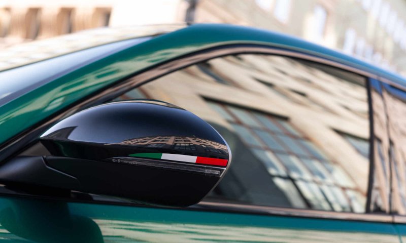 Wyjątkowa seria Alfa Romeo to stylowy hołd złożony korzeniom marki