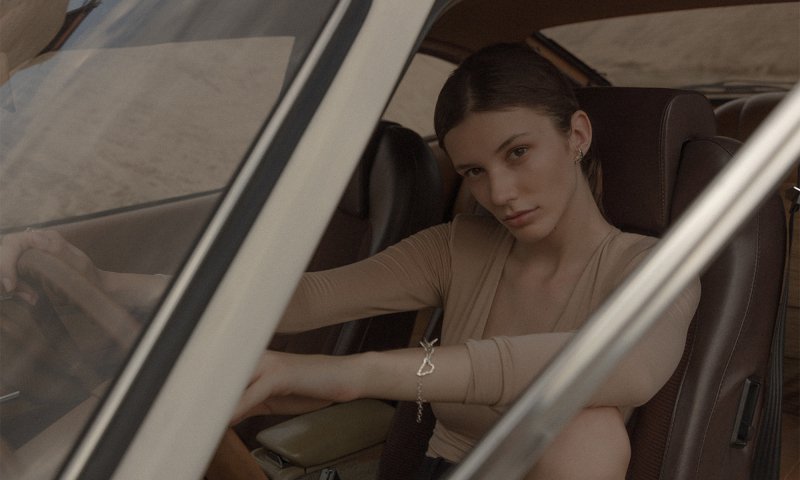 Premierowo na Vogue.pl: Kolekcja Umiar „Capri” 
