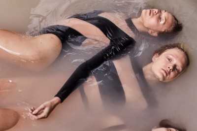 Premierowo na Vogue.pl: Kampania Undress Code jesień-zima 2019-2020