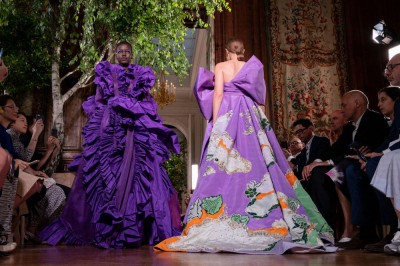 Valentino haute couture jesień-zima 2019-2020: Piękny indywidualizm 