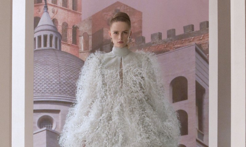 Trendy z pokazów haute couture na jesień 2021