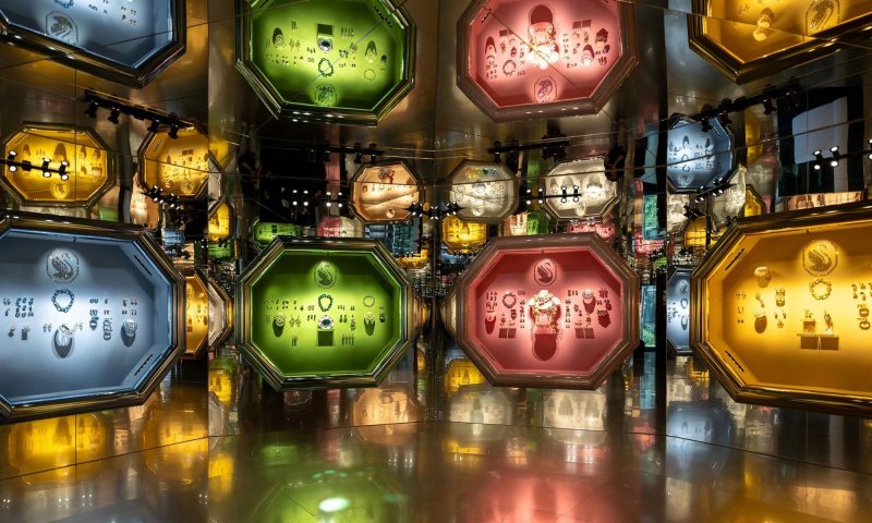 „Swarovski – Masters of Light” to jedna z najciekawszych wystaw tego roku