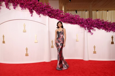 Zendaya w kreacji Armani Privé na Oscarach 2024