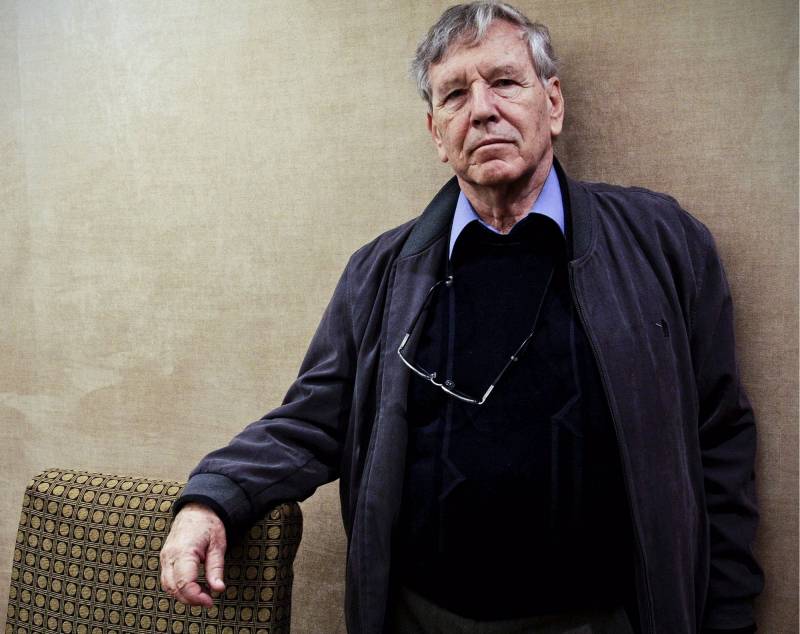 Zmarł wybitny izraelski pisarz Amos Oz