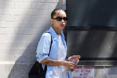 Zoë Kravitz w nowojorskiej wersji preppy