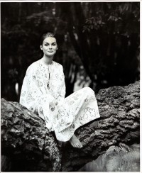 Jean Shrimpton w Vogue'u, 1970 rok, Fot.  Patrick Lichfield/Condé Nast 