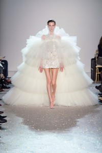 Giambattista Valli wiosna-lato 2019, Fot. Indigital