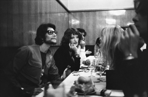  Yves Saint Laurent, Louise de la Falaise, Francois Catroux i Betty Catroux , Fot. Getty Images