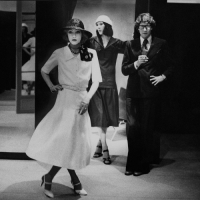 Yves Saint Laurent i Loulou de la Falaise (po lewej) oraz Marina Schiano, Vogue 1975 rok, Fot. Getty Images