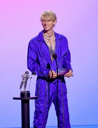 Machine Gun Kelly, (Fot. Kevin Winter/MTV VMAs 2020/Getty Images for MTV)