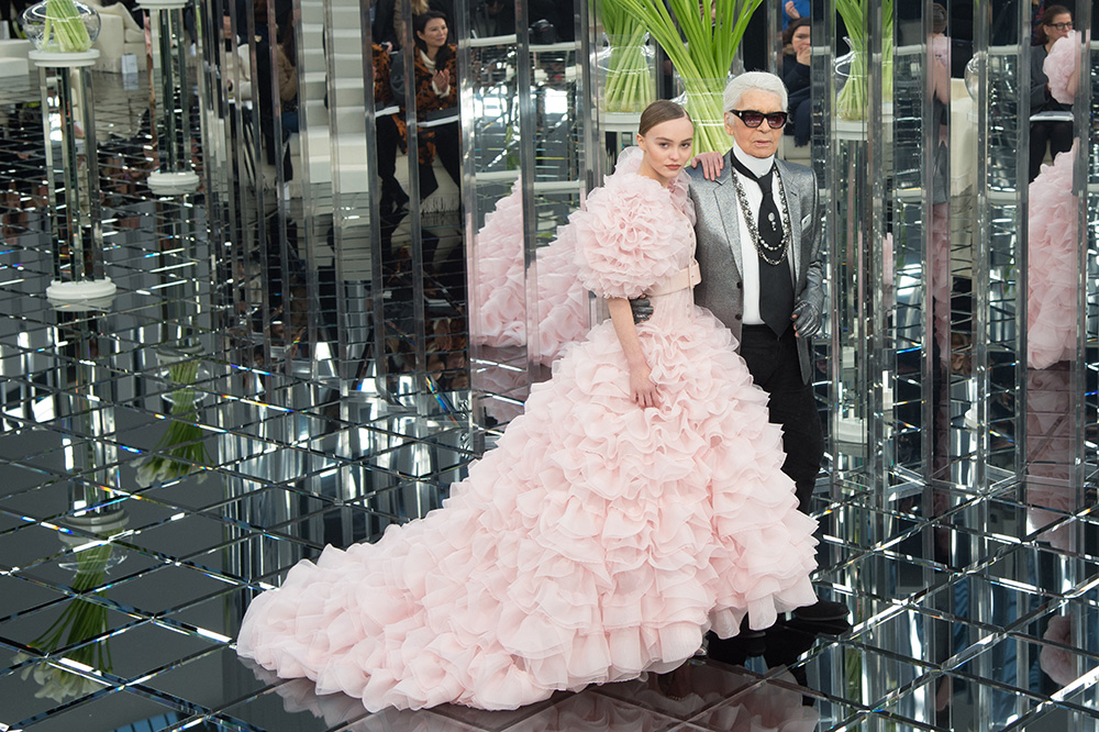 Karl Lagerfeld i Lily-Rose Depp, Fot. Getty Images
