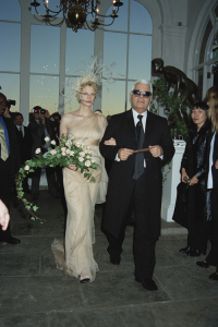 Karl Lagerfeld i Kristen McMenamy, Fot. Getty Images