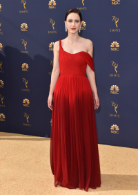 Rachel Brosnahan w sukni Oscara de la Renty, Fot. Getty Images