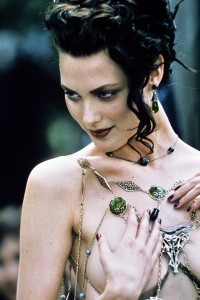 Shalom Harlow na pokazie Dior Haute Couture jesień-zima1997-1998, Fot. Getty Images