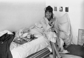 Anna Karina na planie Szalonego Piotrusia, 1965 rok, Fot. Jacques Haillot/Apis/Sygma/Sygma via Getty Images