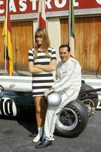 Françoise Hardy podczas Grand Prix Włoch, 1966 rok, Fot. Bernard Cahier/Getty Images