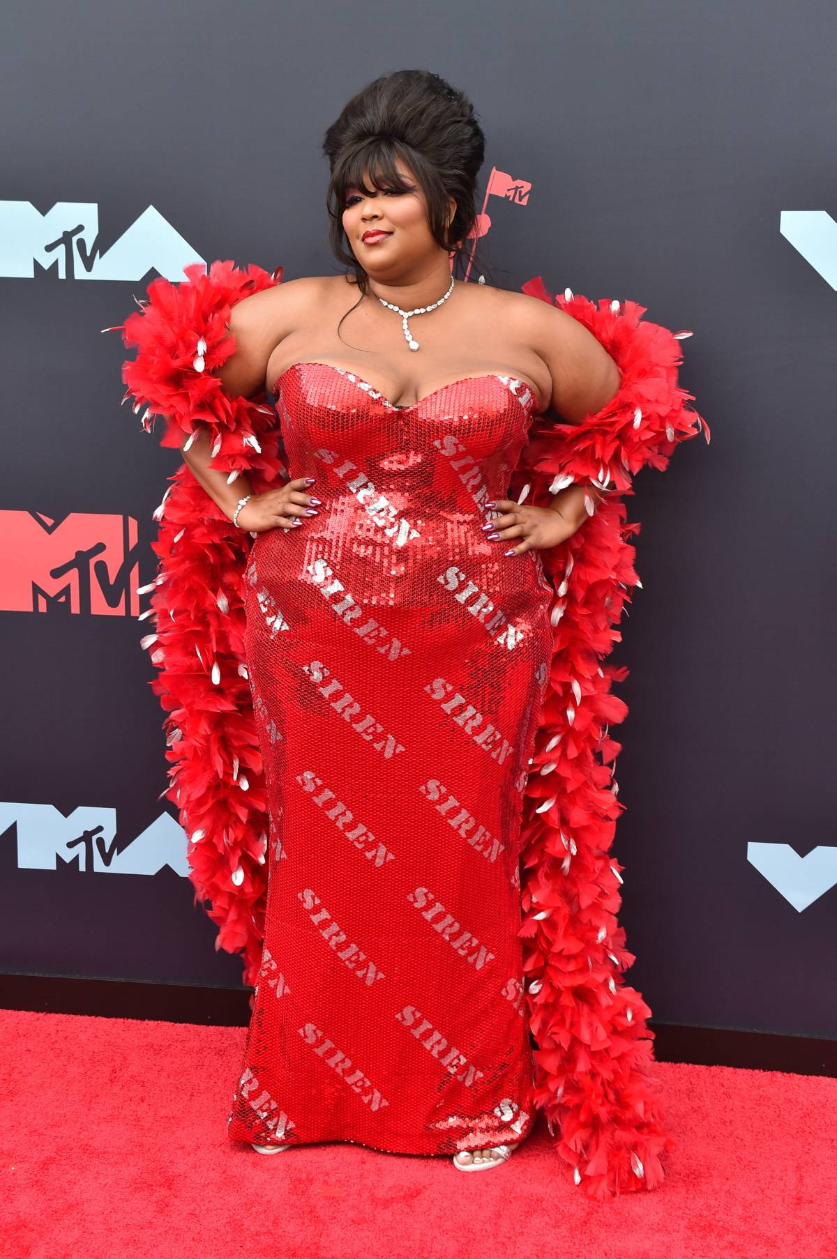 Lizzo, Gwiazdy w najbardziej ekstrawaganckich kreacjach Jeremy’ego Scotta (Fot. Getty Images)