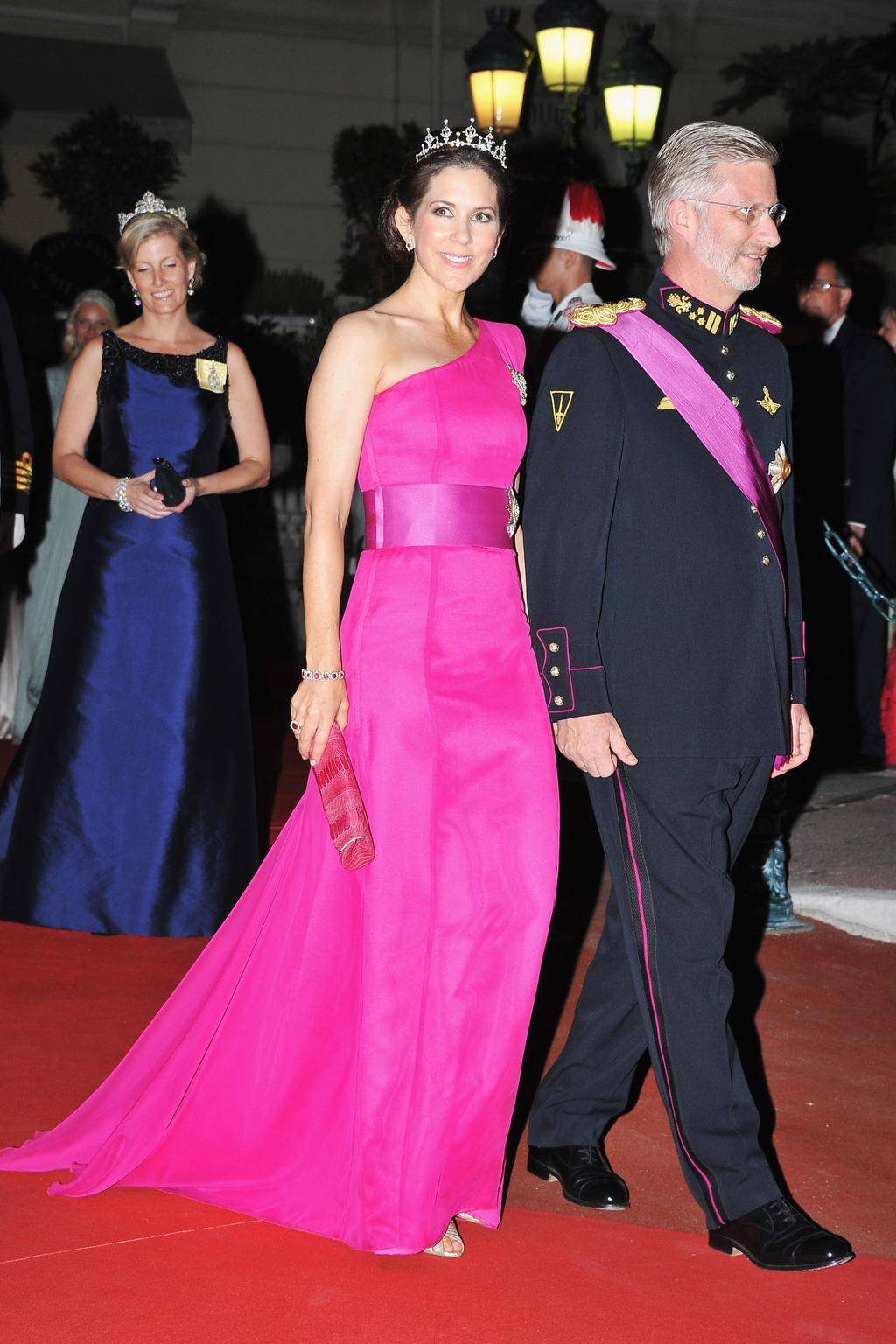 Maria, księżna koronna Danii, i książę belgijski Philippe, podczas kolacji na tarasach opery po ceremonii ślubnej księcia Monako Alberta II i księżnej Monako Charlene, 2 lipca 2011 roku.