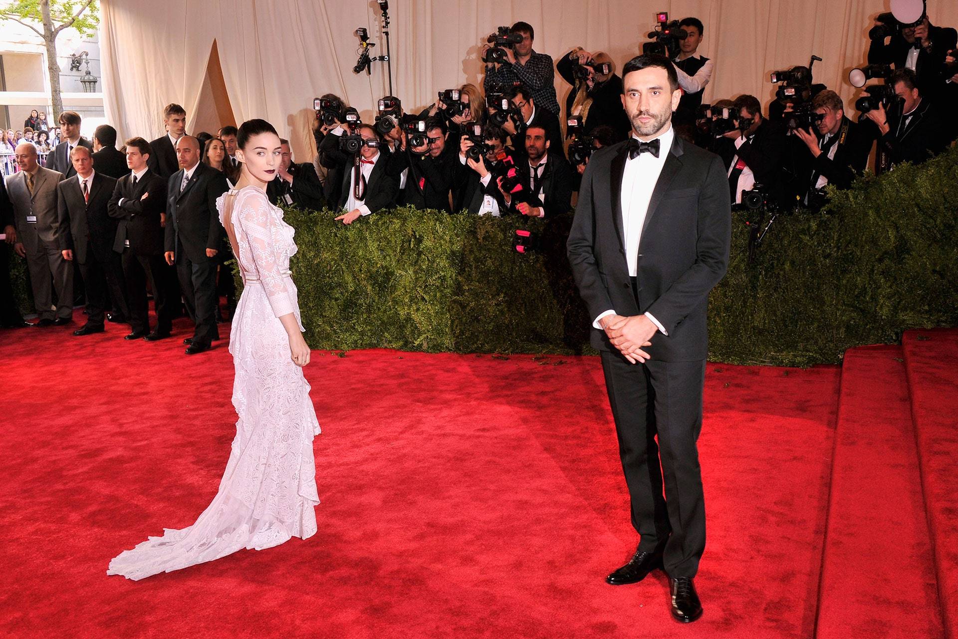 2013: Riccardo Tisci i Rooney Mara, Fot. Getty Images