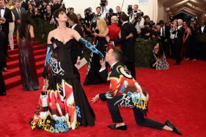 2015: Katy Perry i Jeremy Scott, Fot. Getty Images