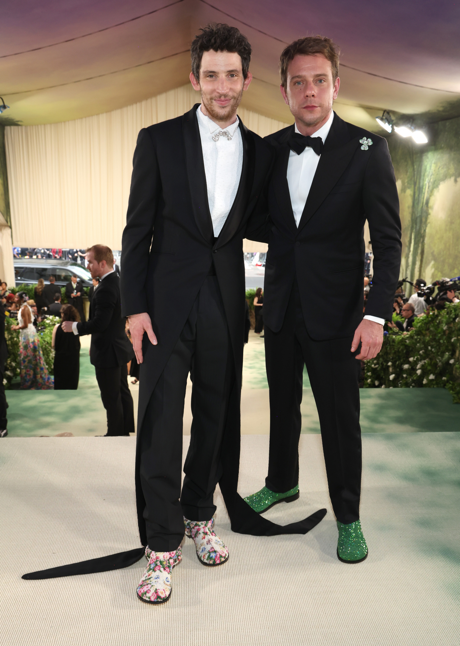 2024: Josh O'Connor i Jonathan Anderson attend