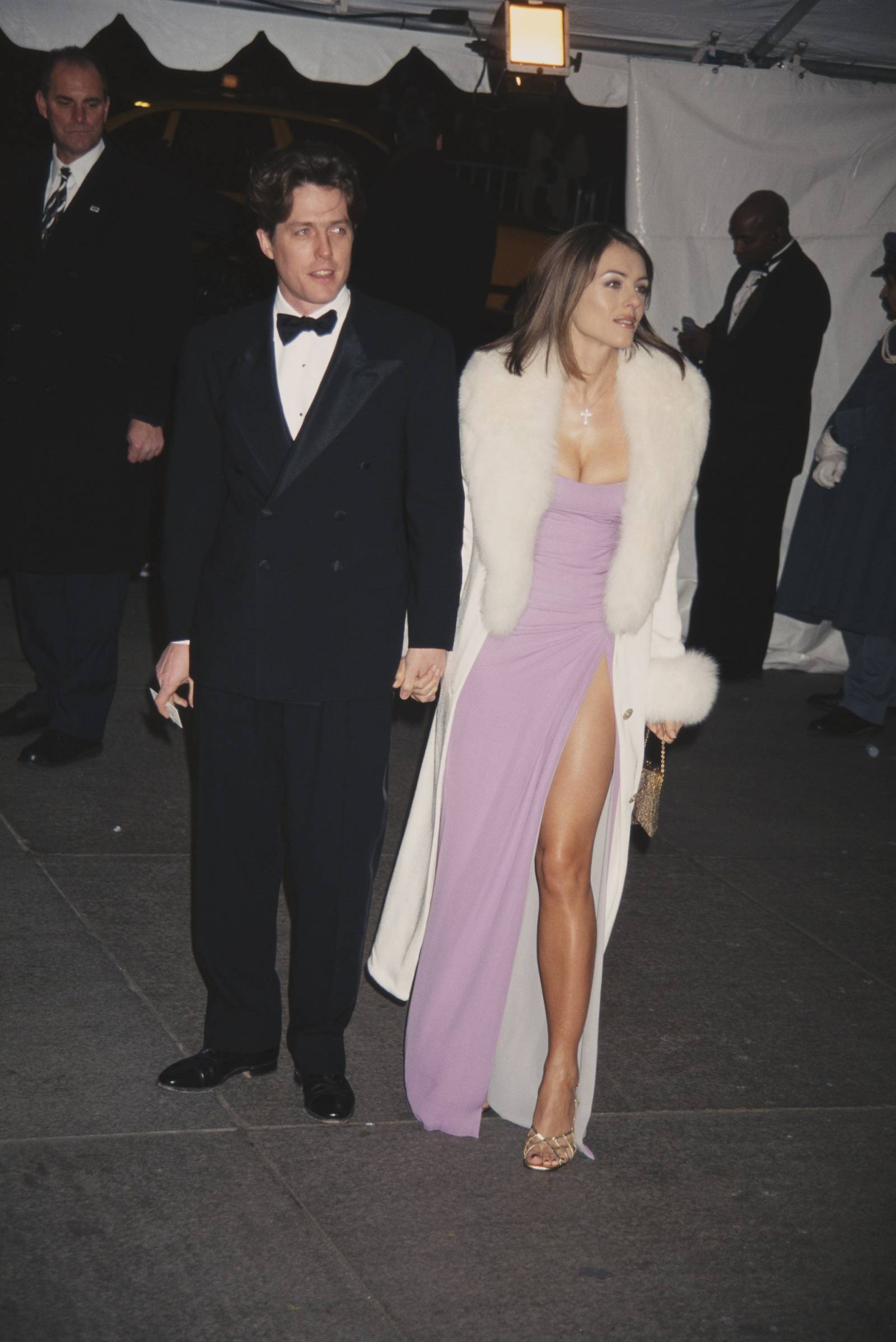 Elizabeth Hurley i Hugh Grant