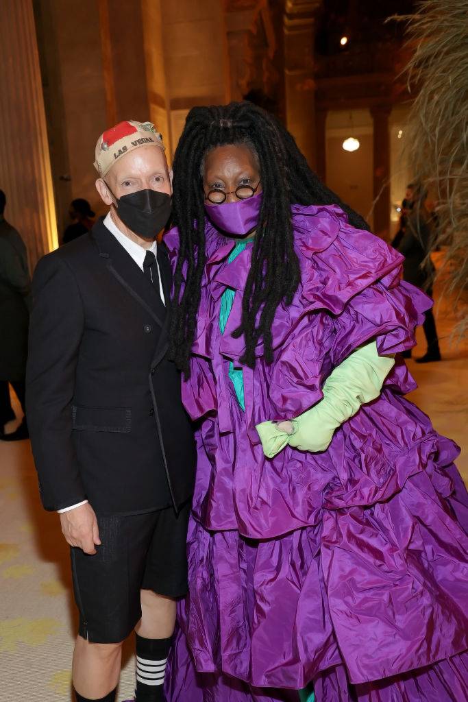 Stephen Jones i Whoopi Goldberg, Fot. Getty Images