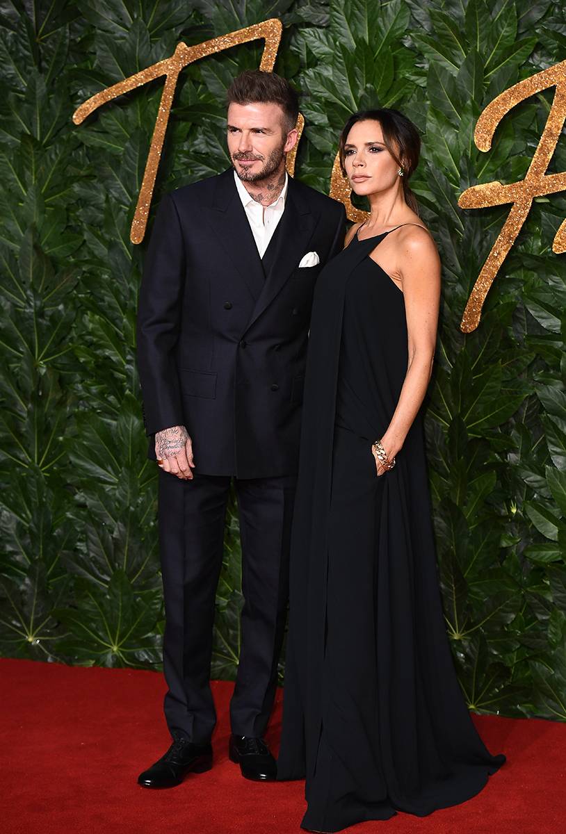 David Beckham i Victoria Beckham w sukience z jubileuszowej kolekcji swojej marki