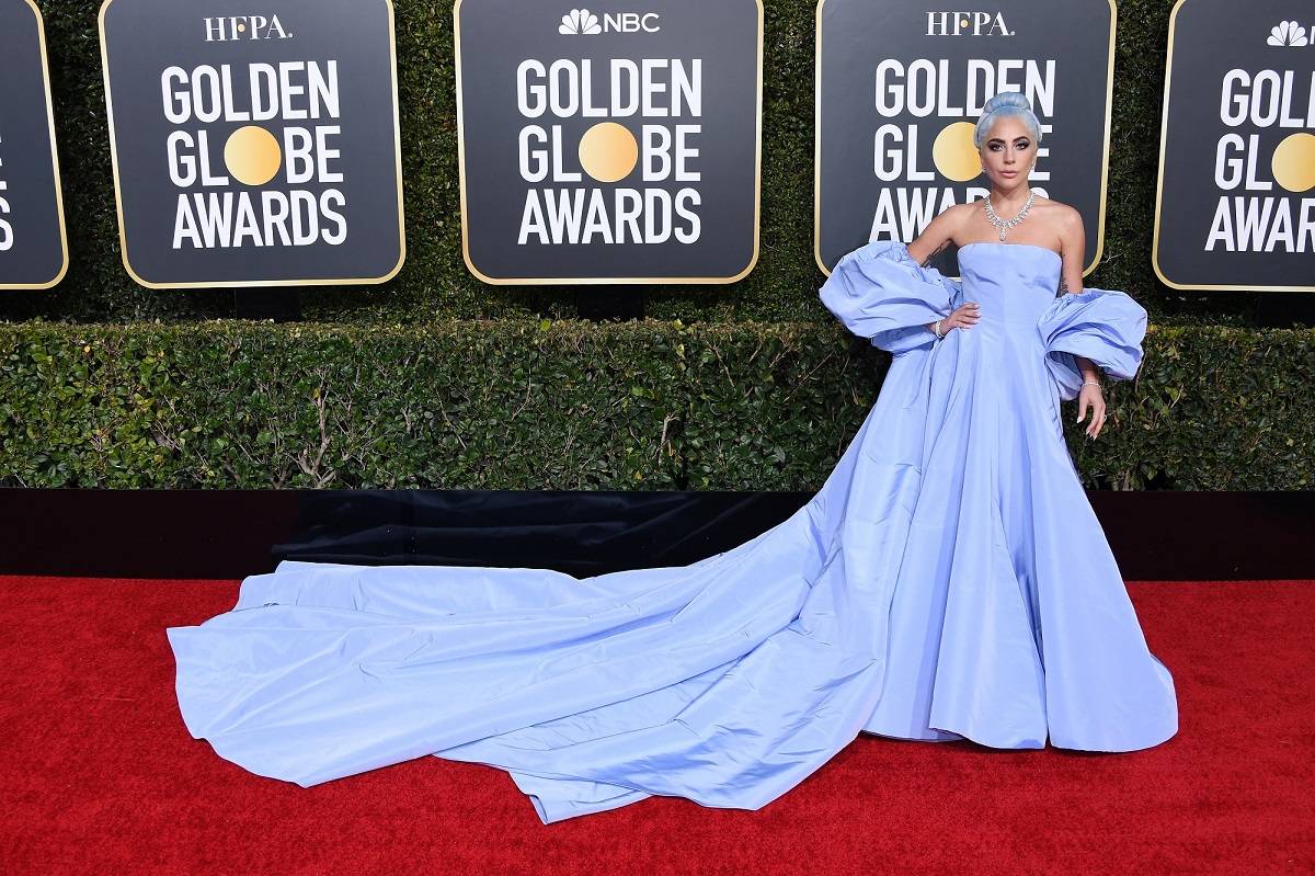 Lady Gaga w kreacji Valentino Haute Couture, fot. Getty Images