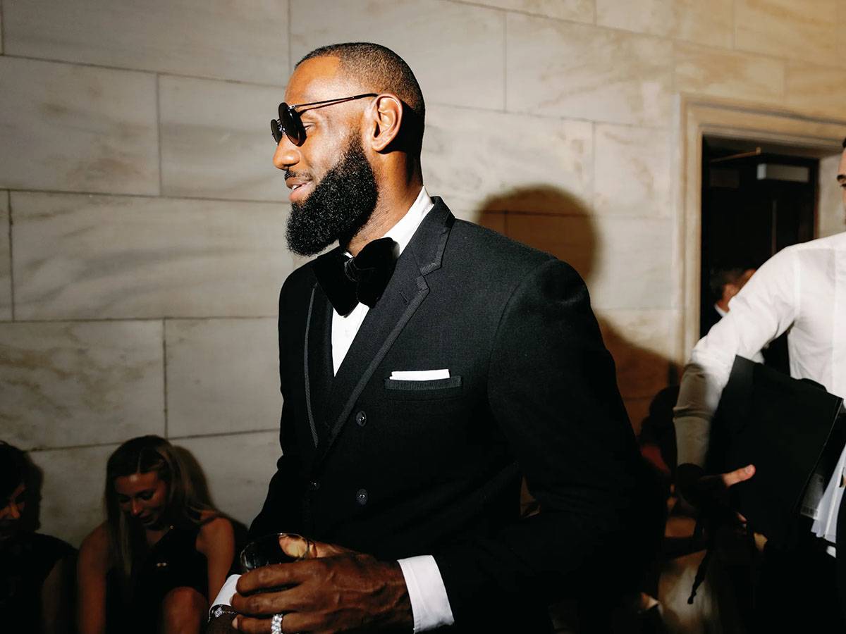 Lebron w drodze na ślub.