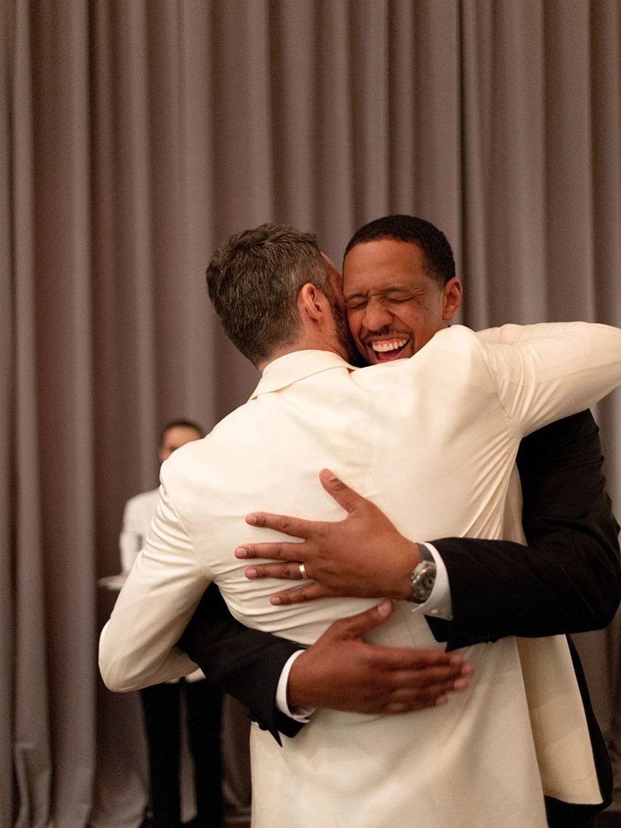 Kevin i jego bliski przyjaciel, Channing Frye – założyciel Chosen Family Wines.