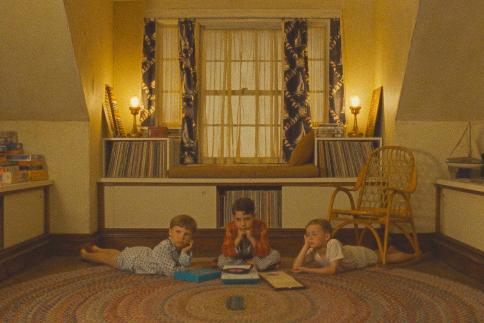 „Kochankowie z Księżyca. Moonrise Kingdom” (2012)