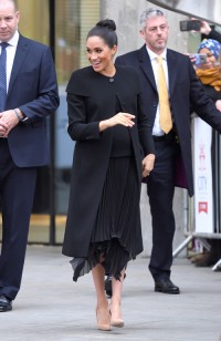 Księżna Meghan w płaszczu Givenchy, Fot. Karwai Tang/WireImage