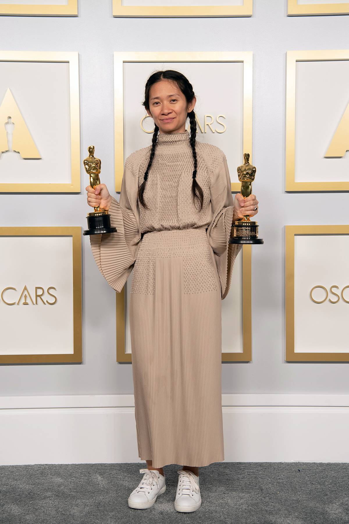 Chloé Zhao na Oscarach w 2021 roku