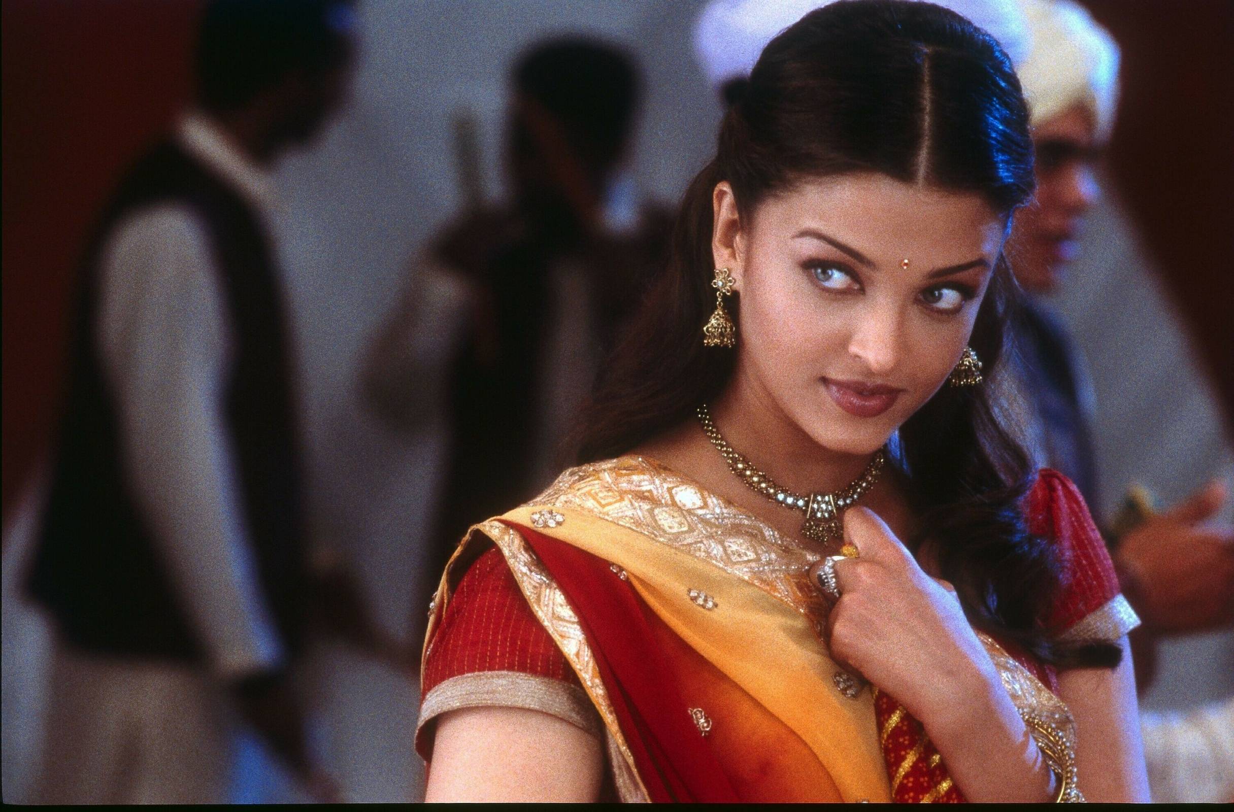 Aishwarya Rai Bachchan (Lalita Bakshi) w „Dumie i uprzedzeniu”