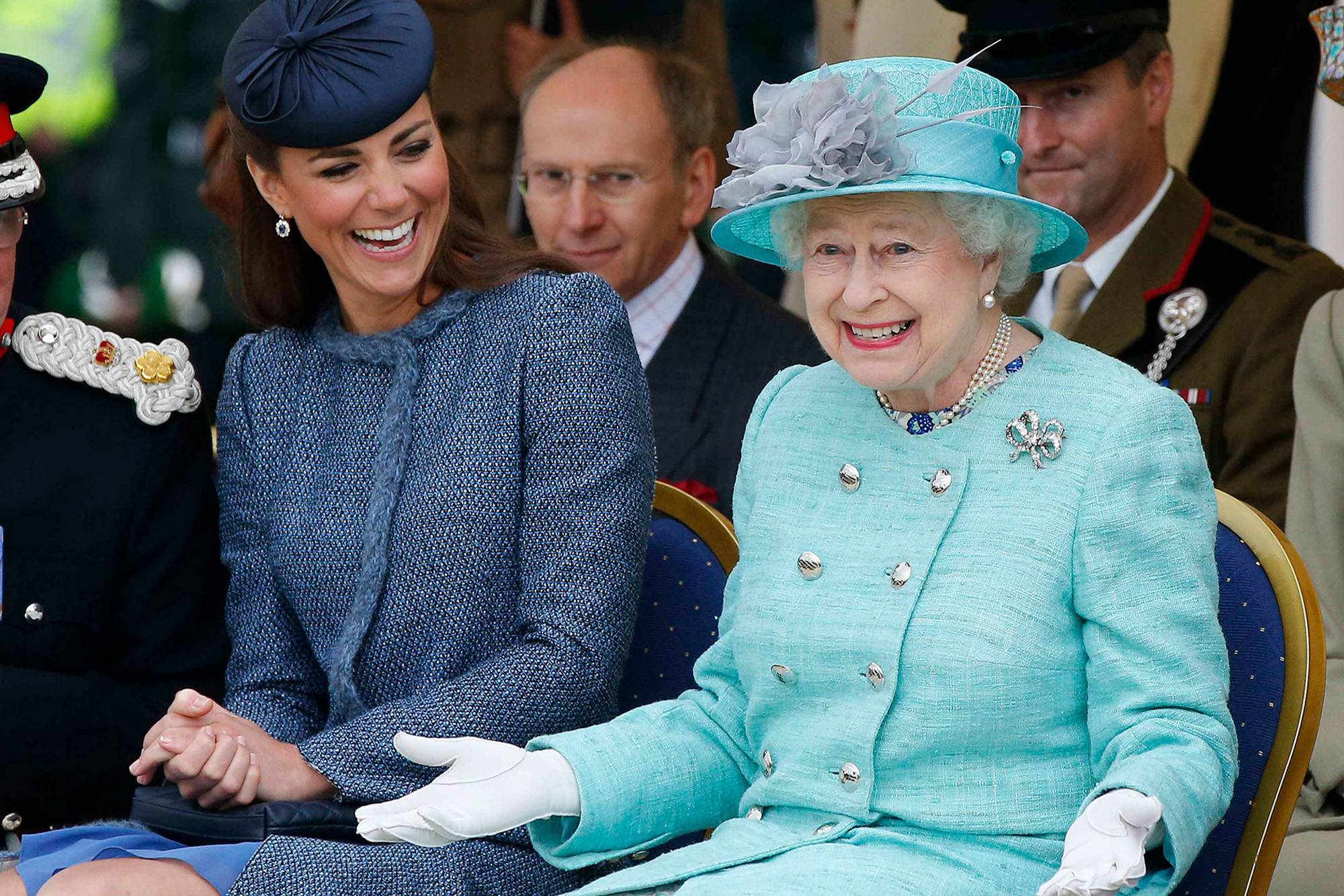 Księżna Cambridge i królowa Elżbieta II w Nottingham, 2012 rok