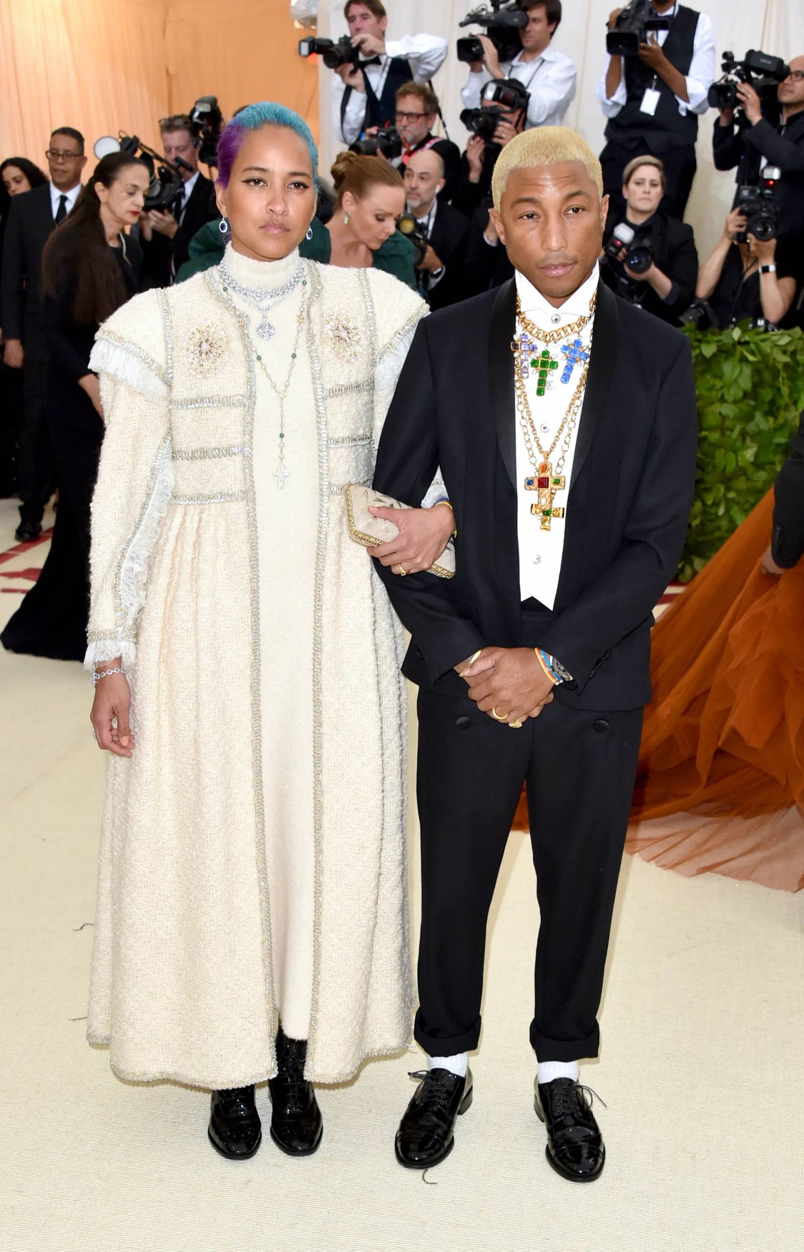 Pharrell Williams (z żoną Helen Lasichanh), 2018