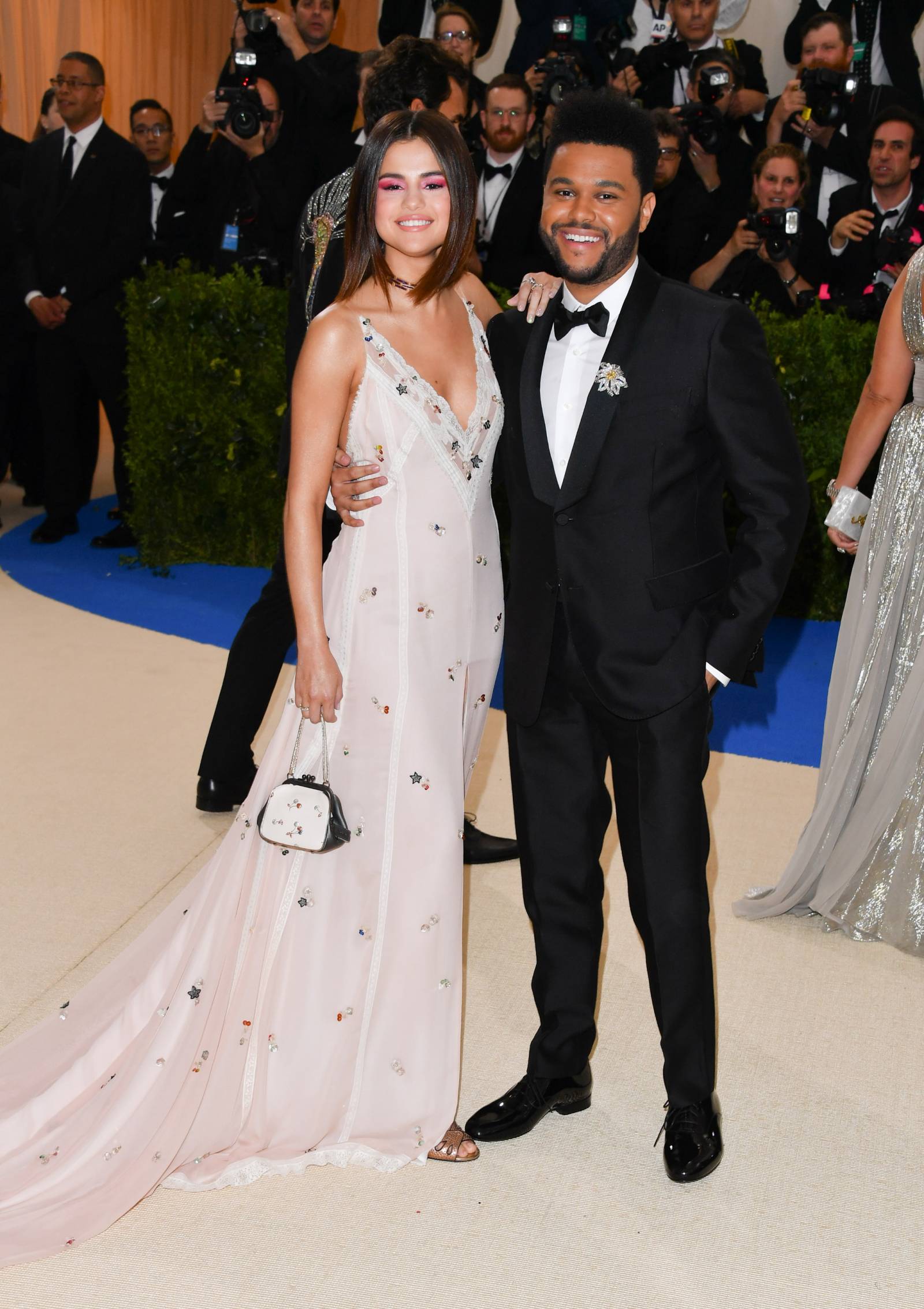 The Weeknd (i Selena Gomez), 2017