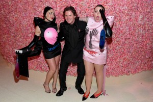 Jemima Kirke, Christopher Kane i Lena Dunham, Fot. Getty Images